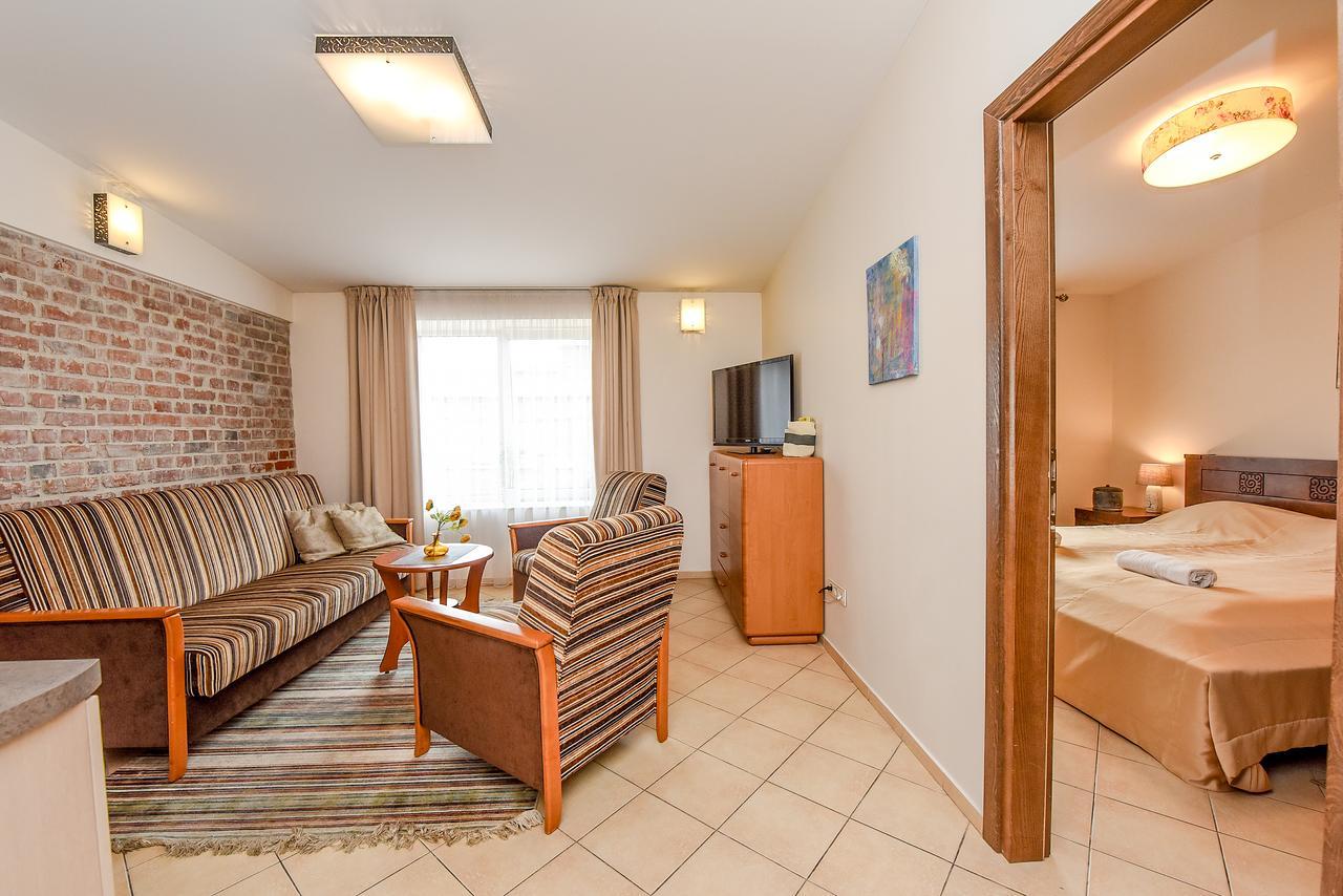 Kubu Apartment Клайпеда Экстерьер фото